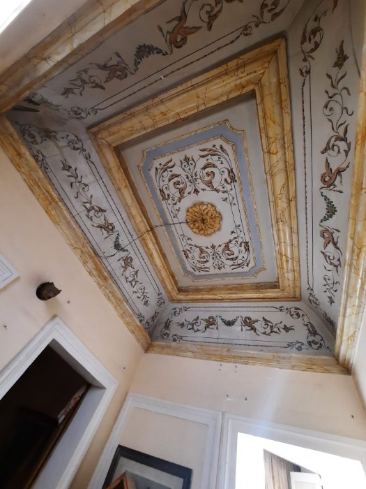 Corner Palazzo with a Garden