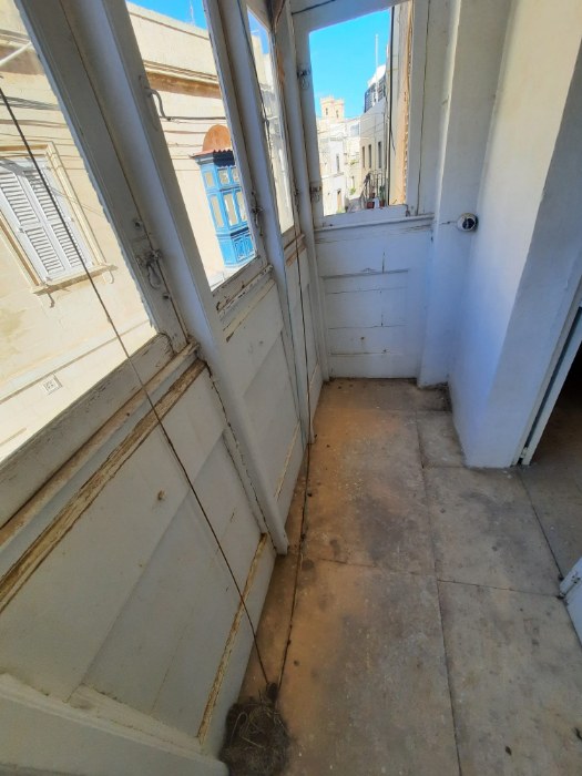 Corner Palazzo with a Garden