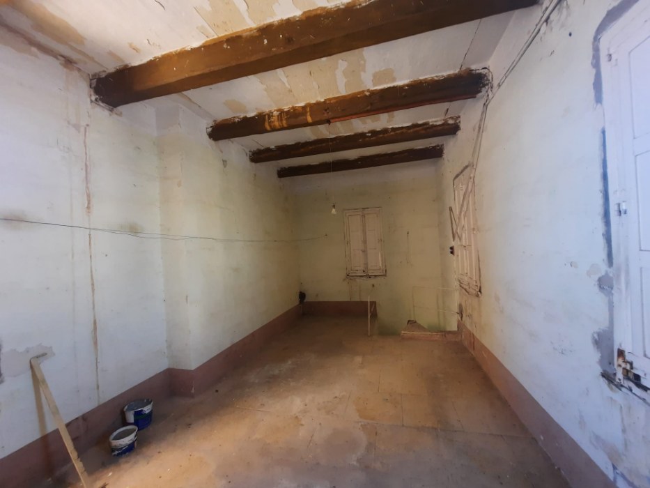 Corner Palazzo with a Garden