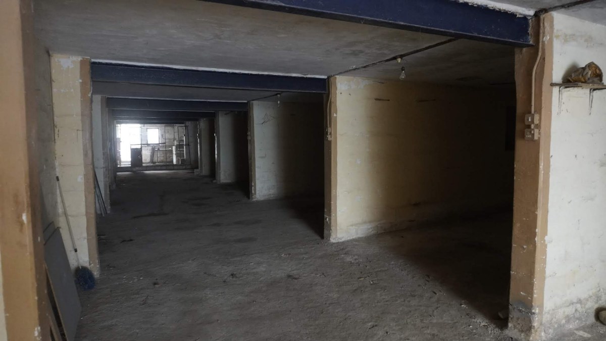 Investment Opportunity: Ground-Floor Garage with Yard in San Gwann!