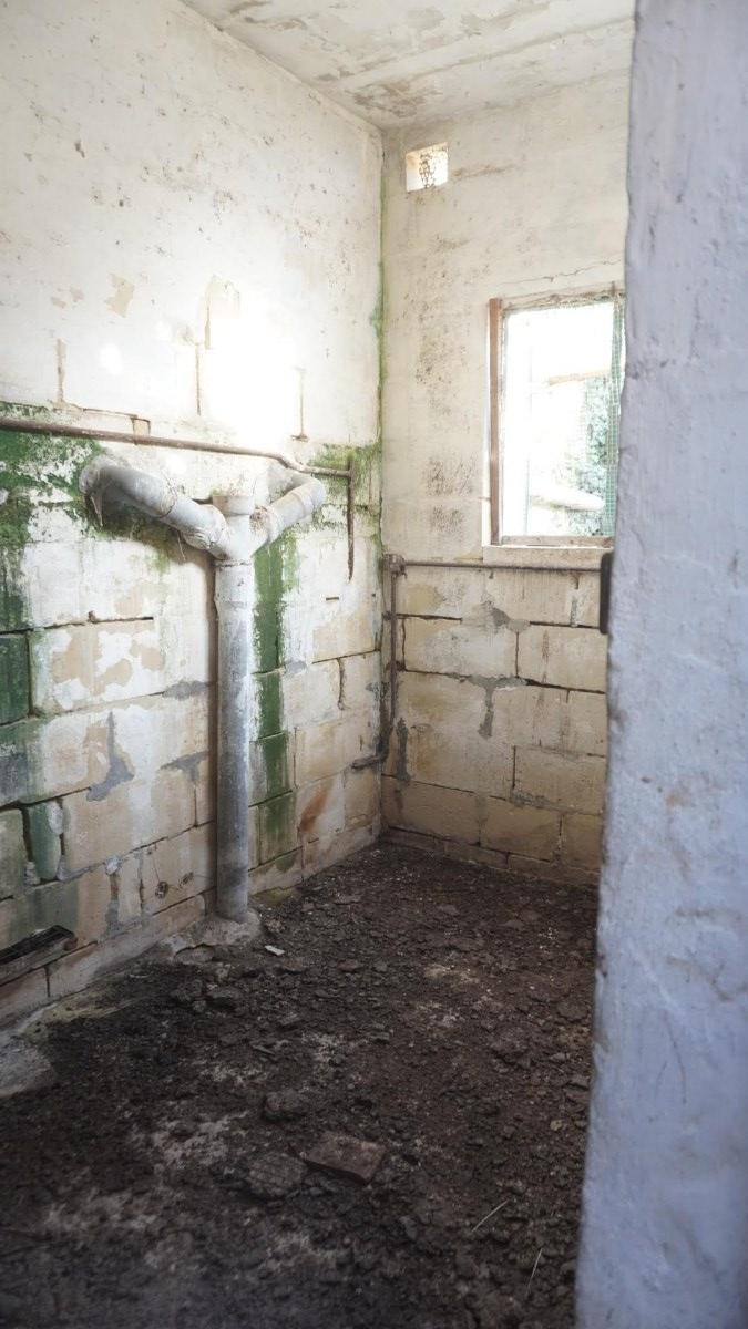 Investment Opportunity: Ground-Floor Garage with Yard in San Gwann!