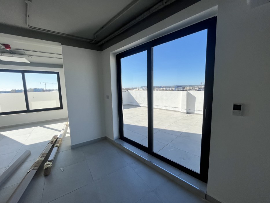 Office Space with a Terrace