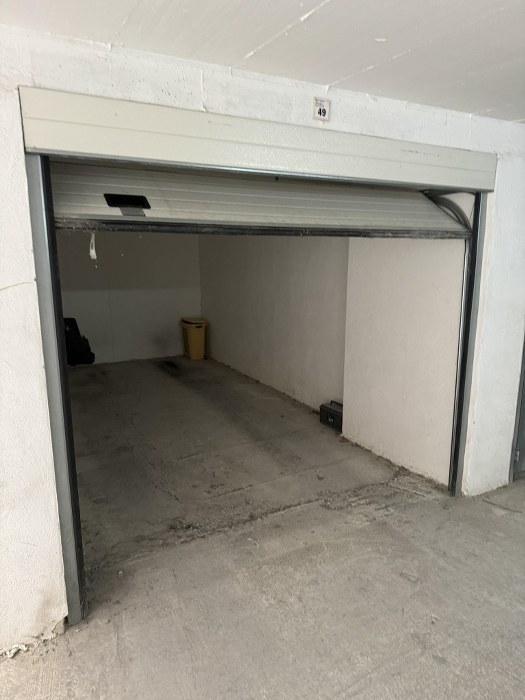 Secure 1 Car Garage for Sale in Qawra: Underground Parking Solution