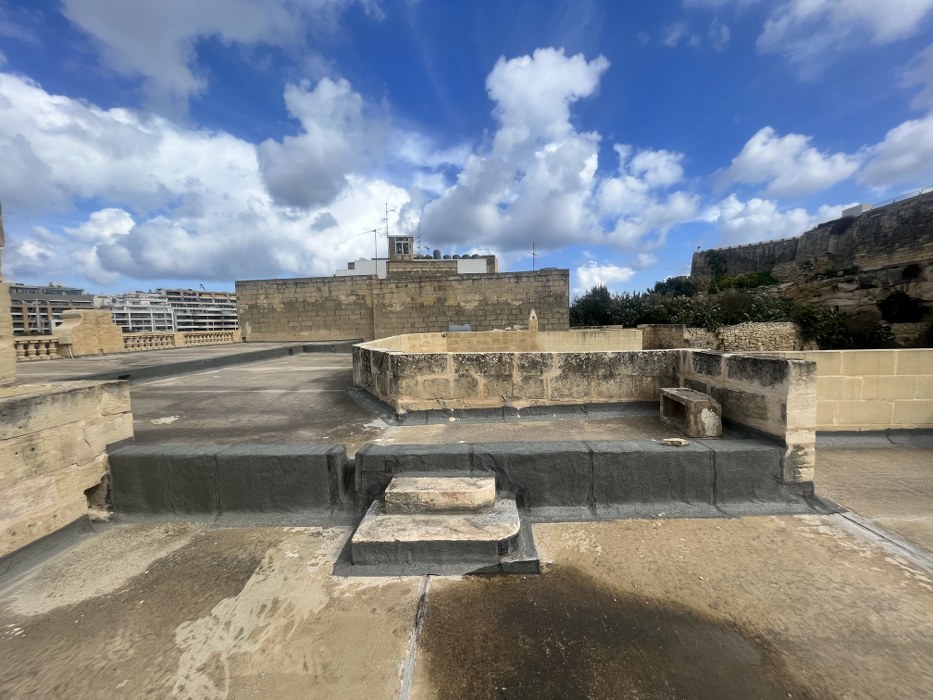 Palazzo on the Waterfront