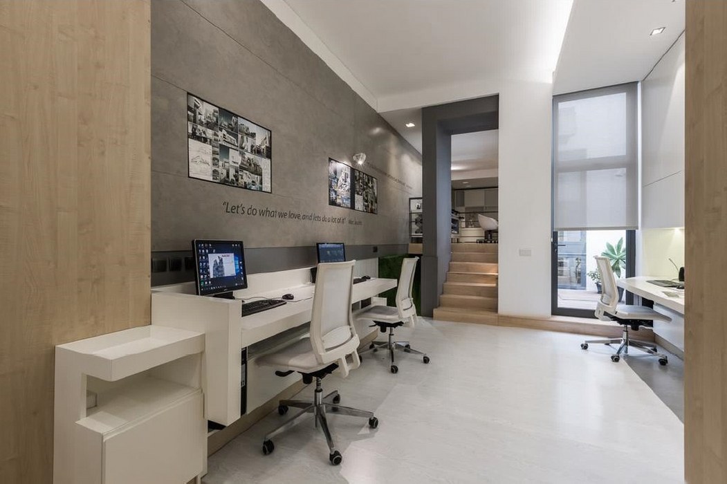 Furnished Ground Floor Office