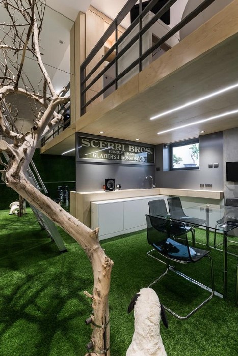 Furnished Ground Floor Office