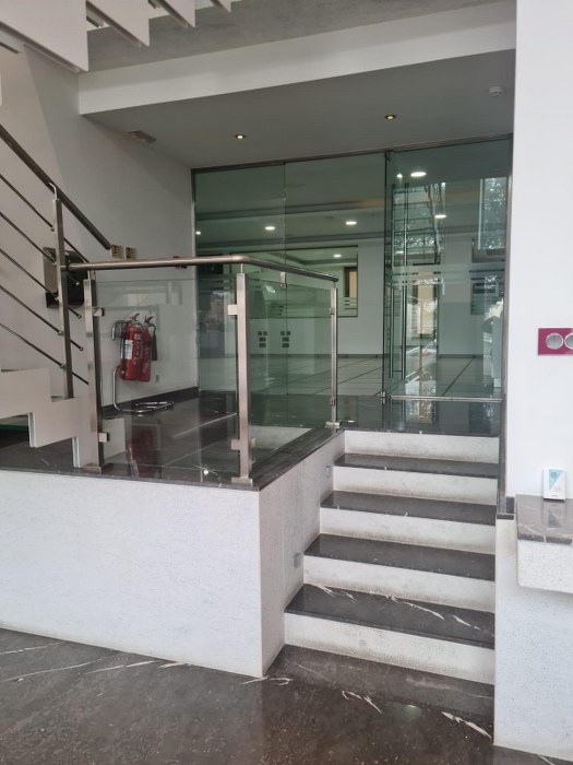 Luxury Office with Seaviews