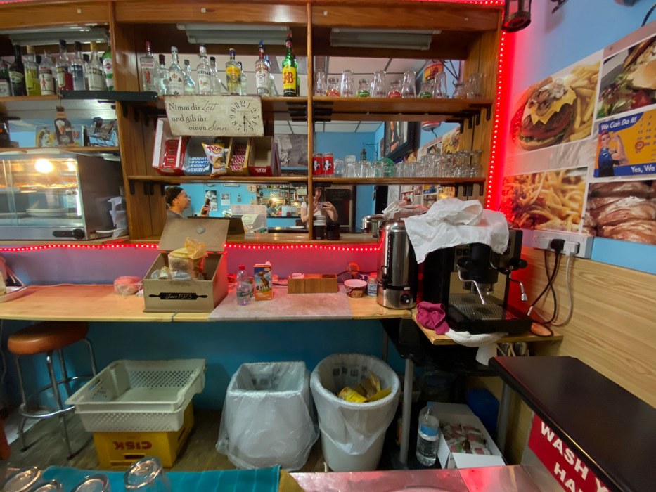 Takeaway with a Terrace