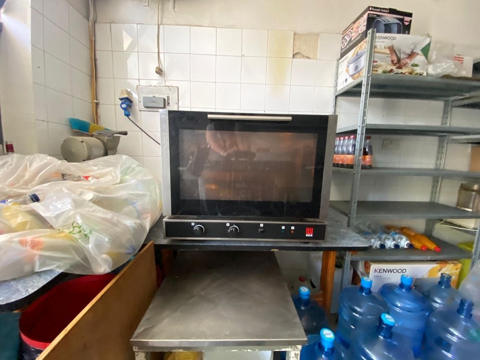 Takeaway with a Terrace