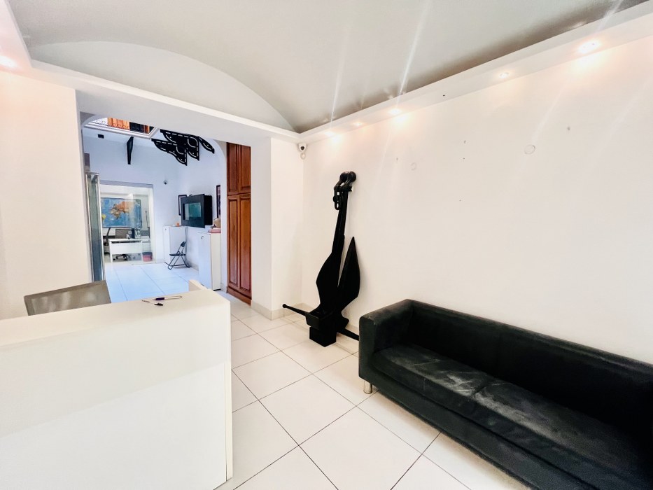 Furnished Palazzo Office Space