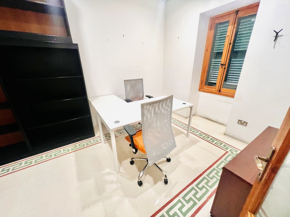 Furnished Palazzo Office Space