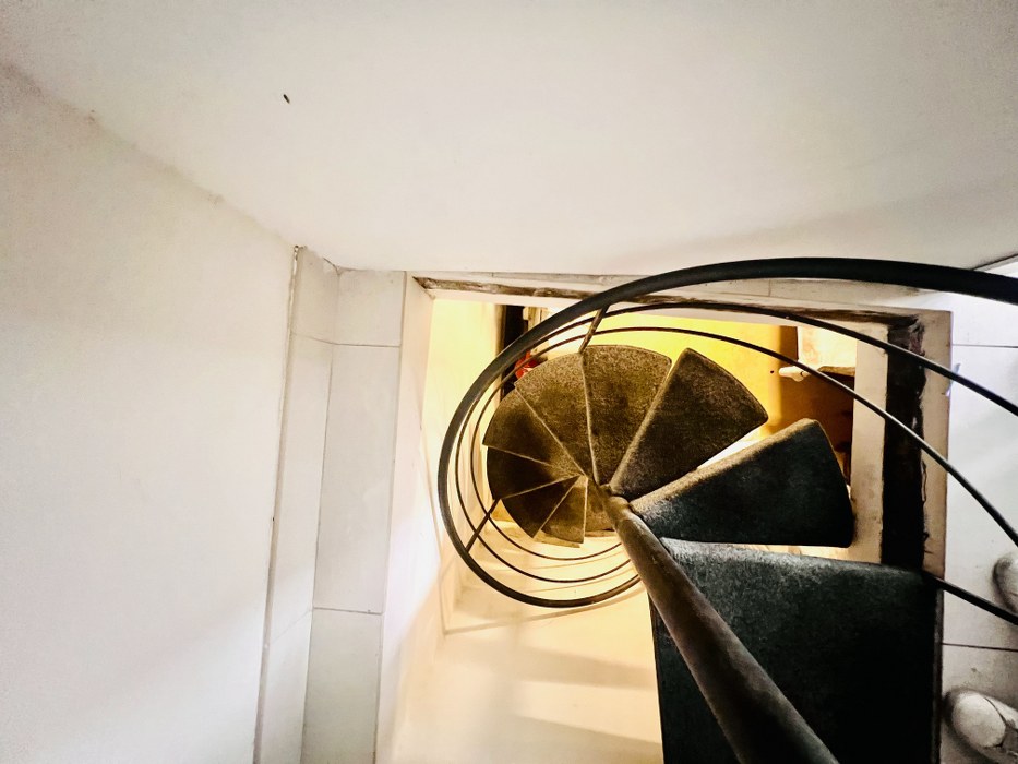 Fully Furnished Business Centre