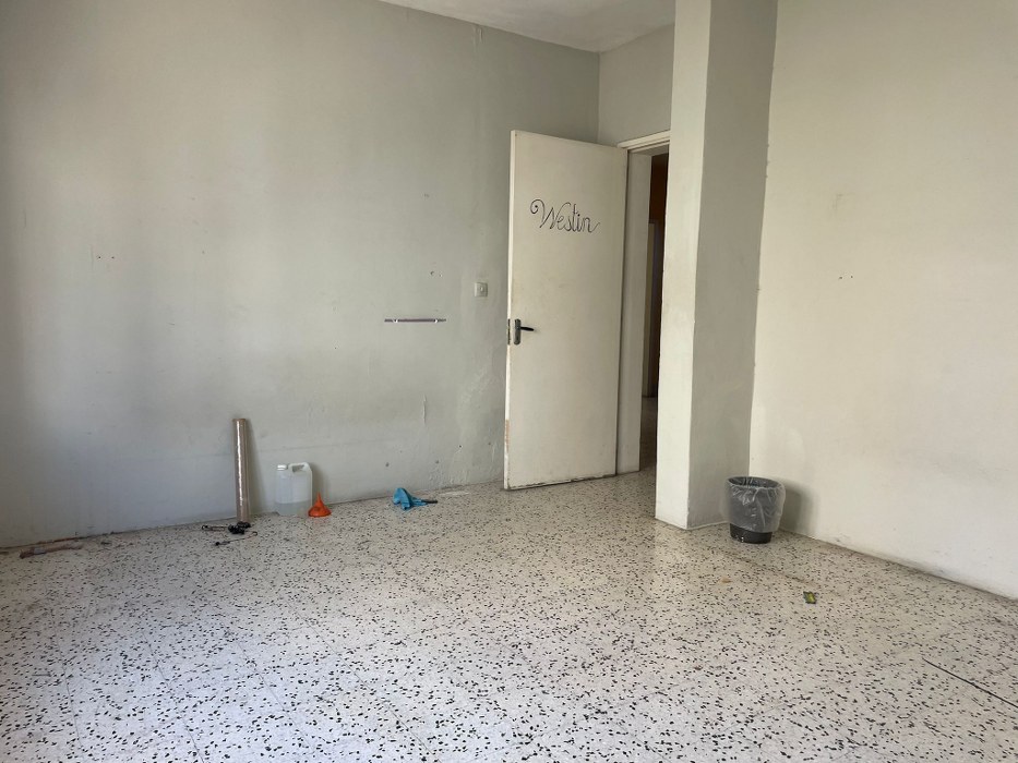 Hostel with a Garden