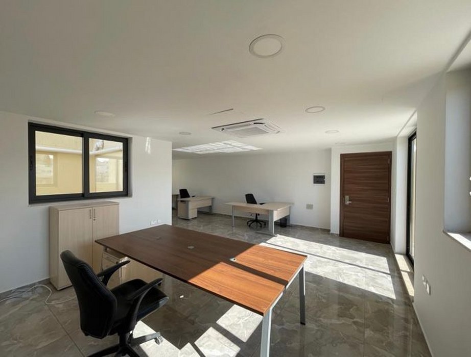 Business Centre with a Roof Terrace