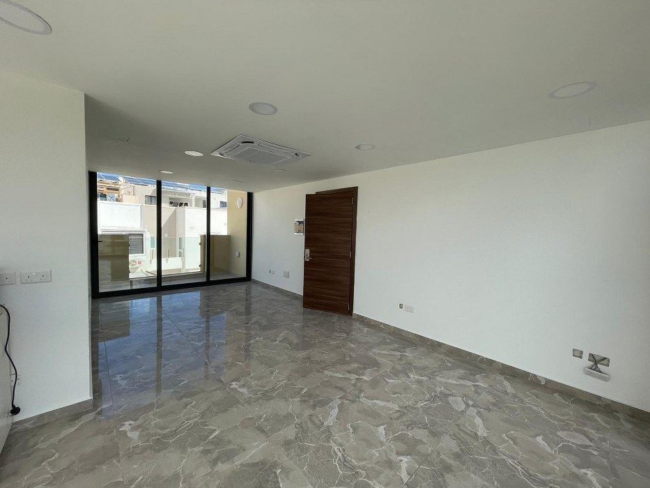 Business Centre with a Roof Terrace