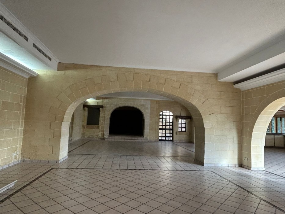 Multi Purpose Venue with a Pool and Gardens