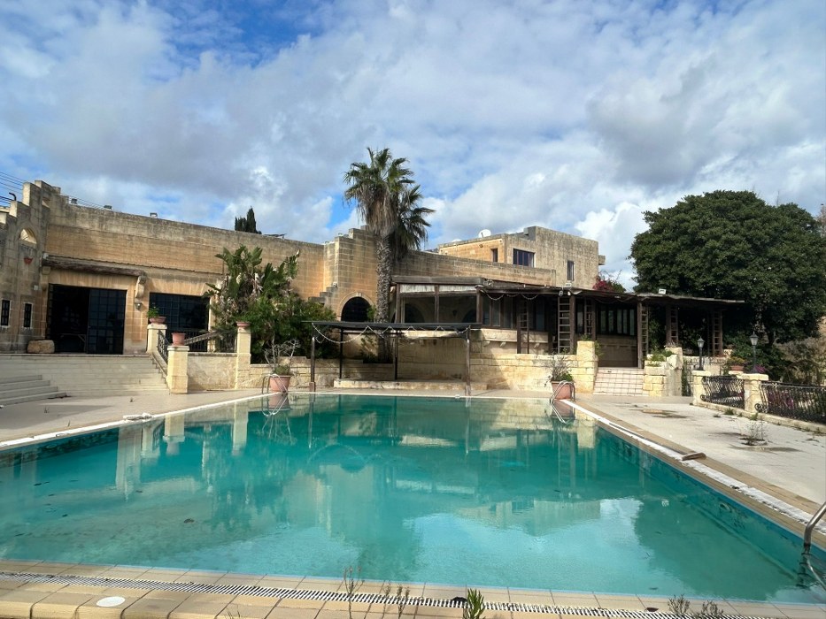 Multi Purpose Venue with a Pool and Gardens