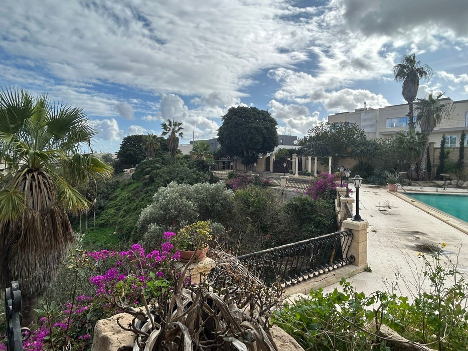 Multi Purpose Venue with a Pool and Gardens