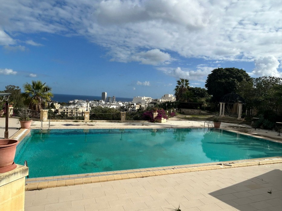 Multi Purpose Venue with a Pool and Gardens