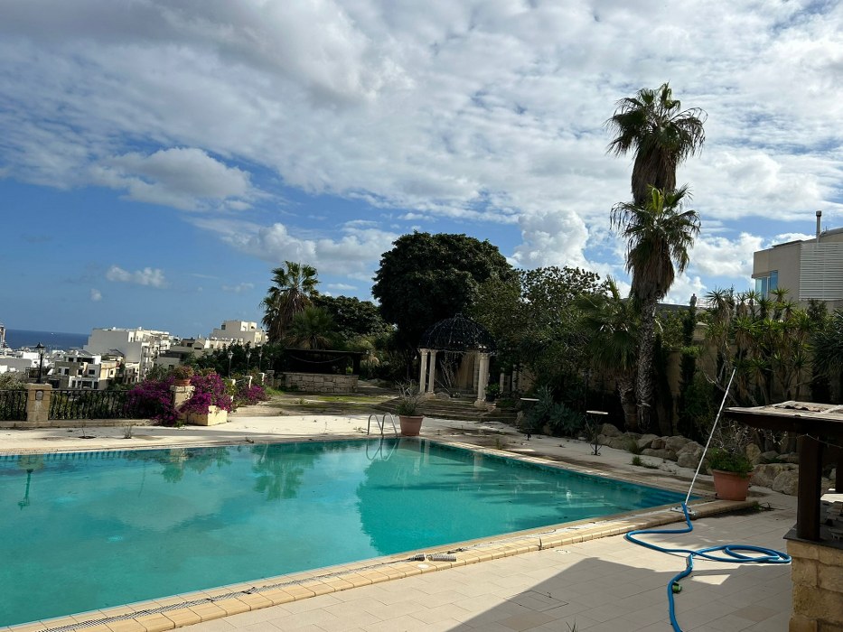 Multi Purpose Venue with a Pool and Gardens