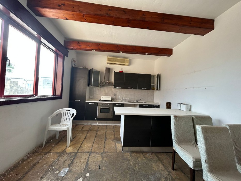 Multi Purpose Venue with a Pool and Gardens