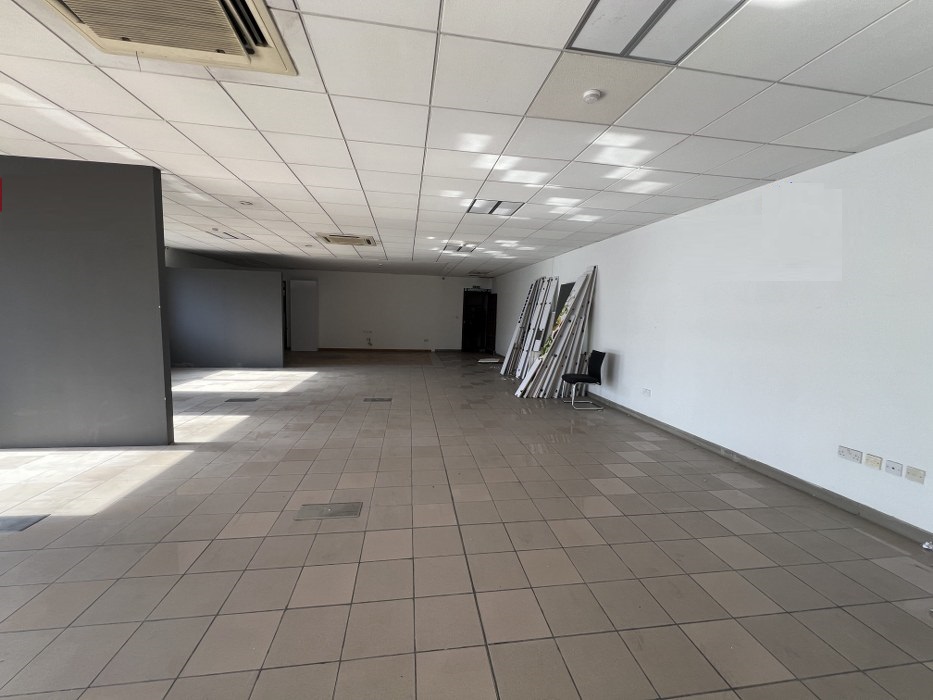 Showroom + Office Space