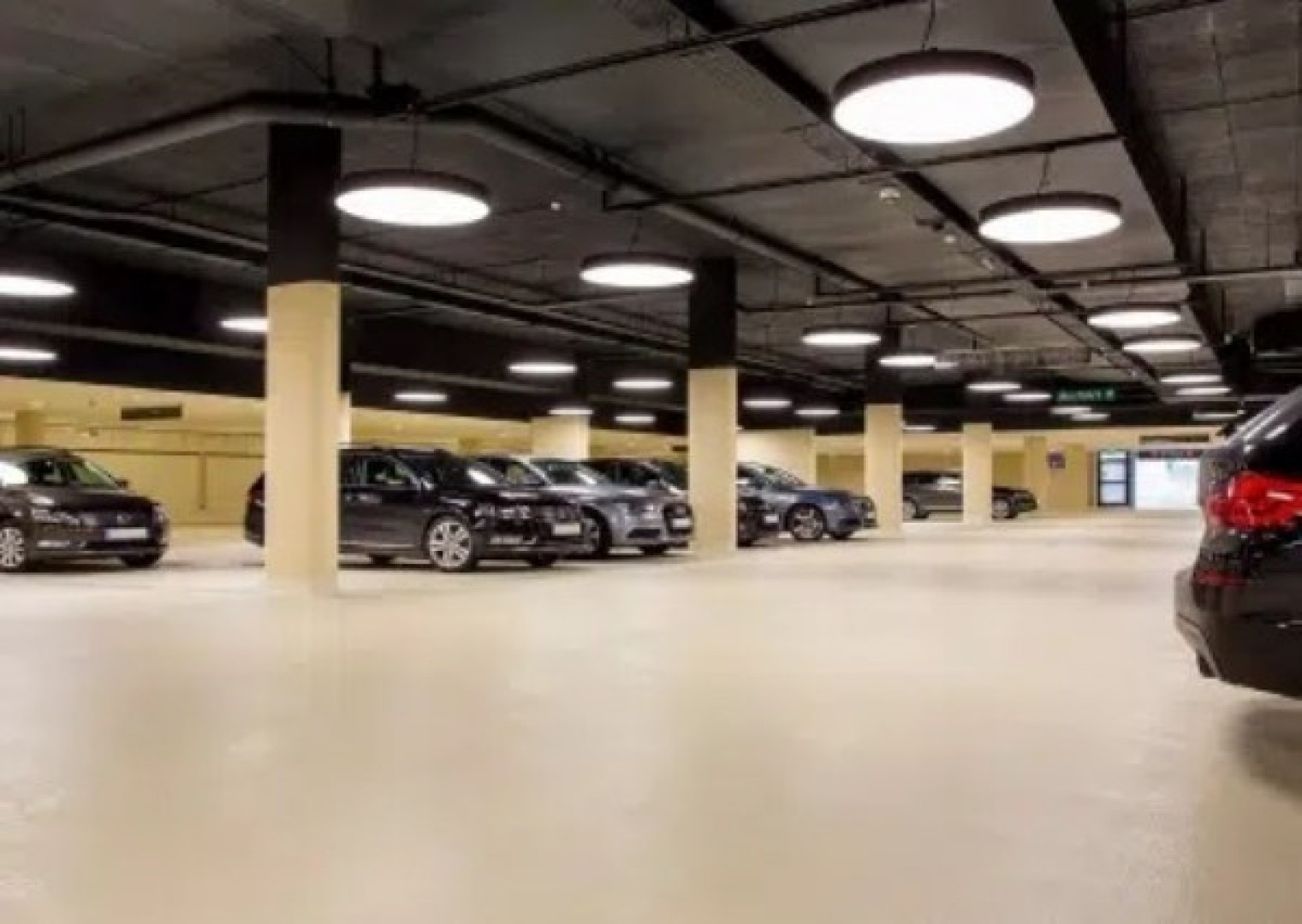 Luxury apartment with sea views