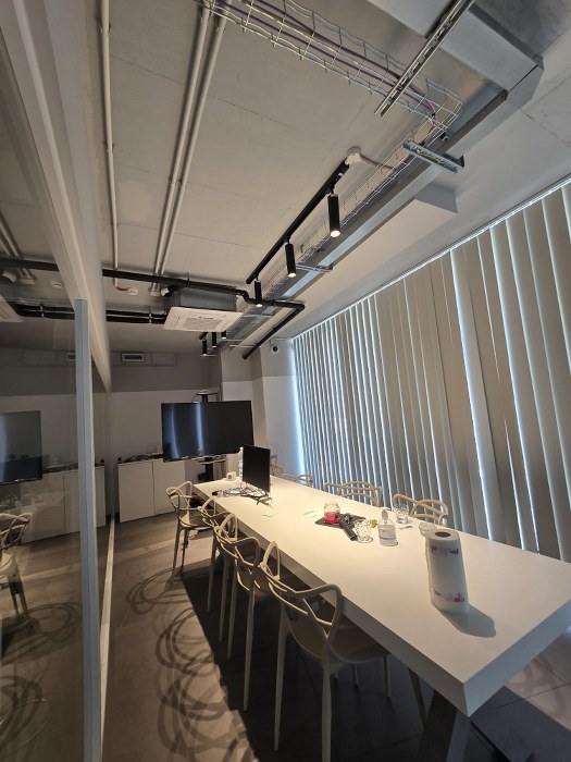 Furnished Office Space with Sea Views