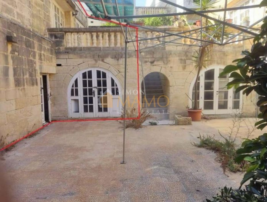 Property at Iklin