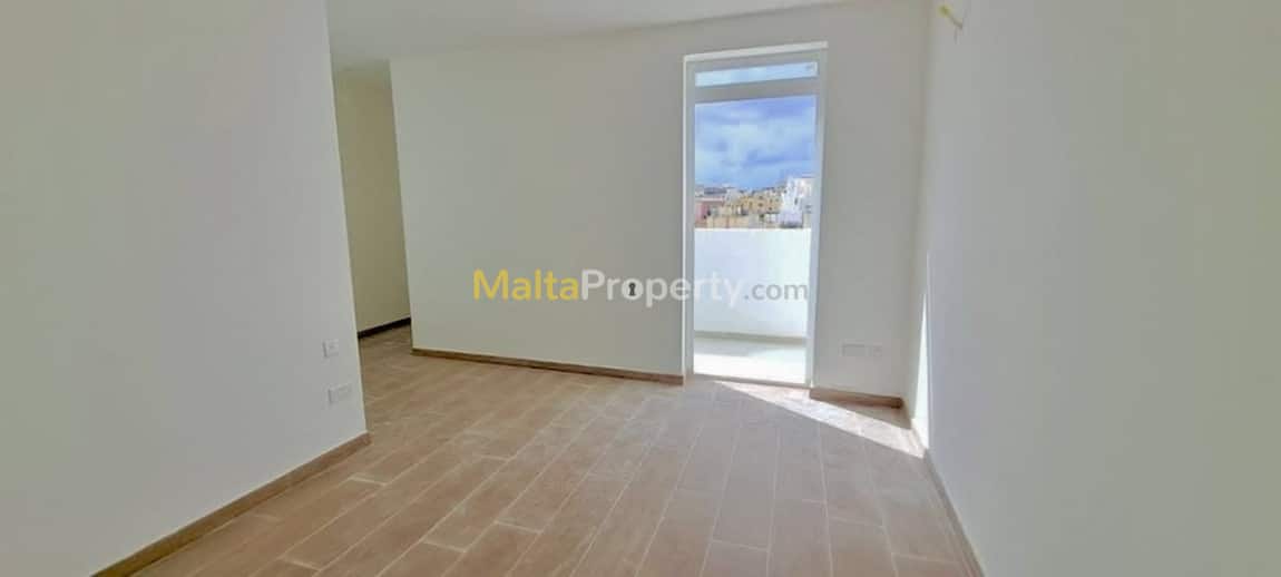 Penthouse with Airspace