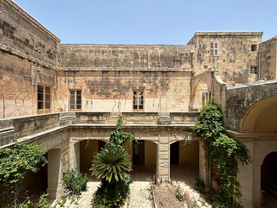 Palazzo with a Courtyard
