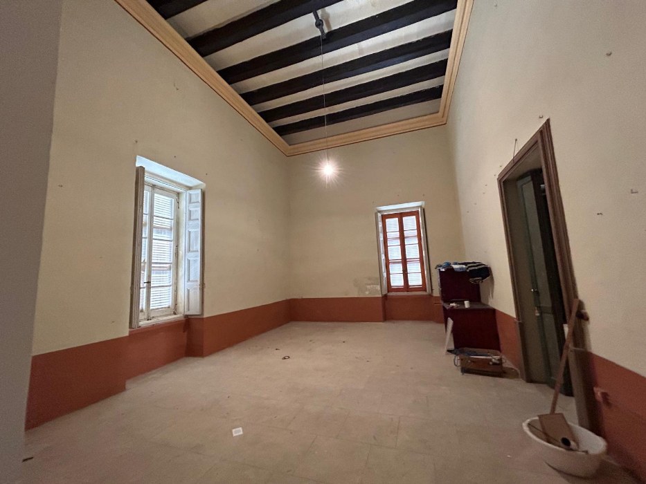 Palazzo with a Courtyard