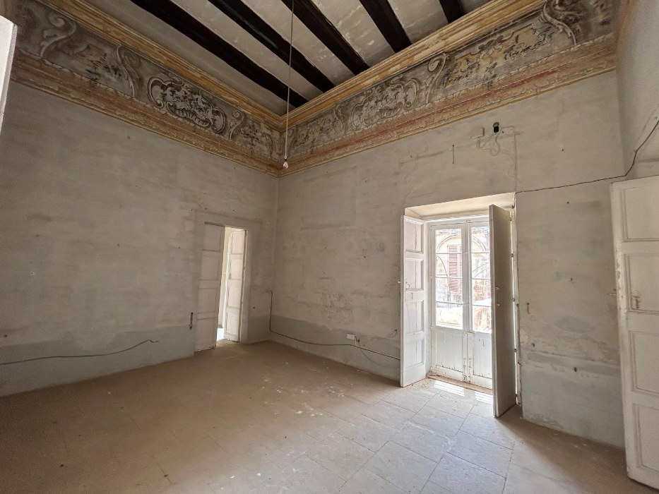 Palazzo with a Courtyard