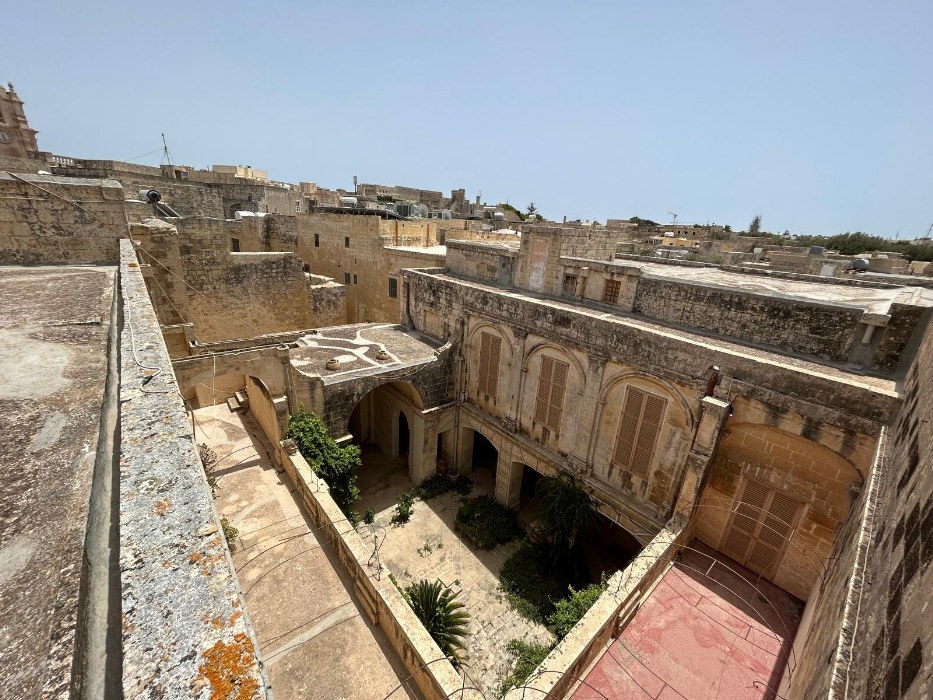 Palazzo with a Courtyard
