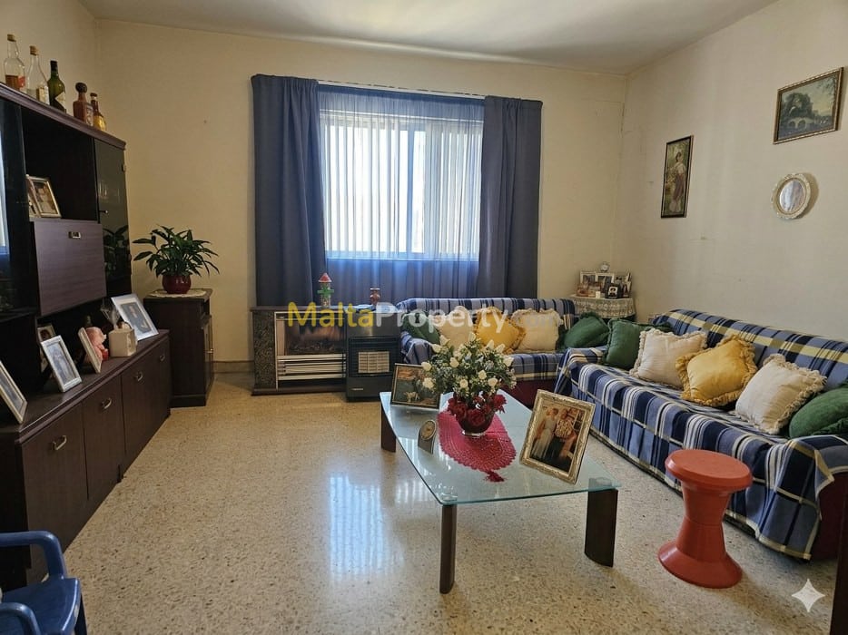 Maisonette with a Roof Terrace