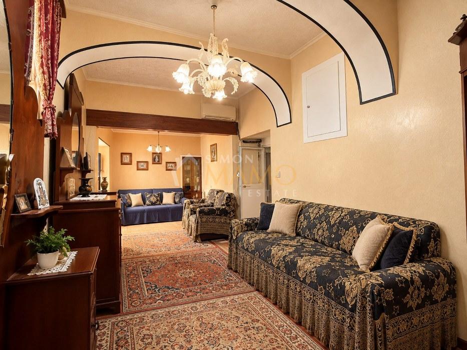 Ejendom i Qormi