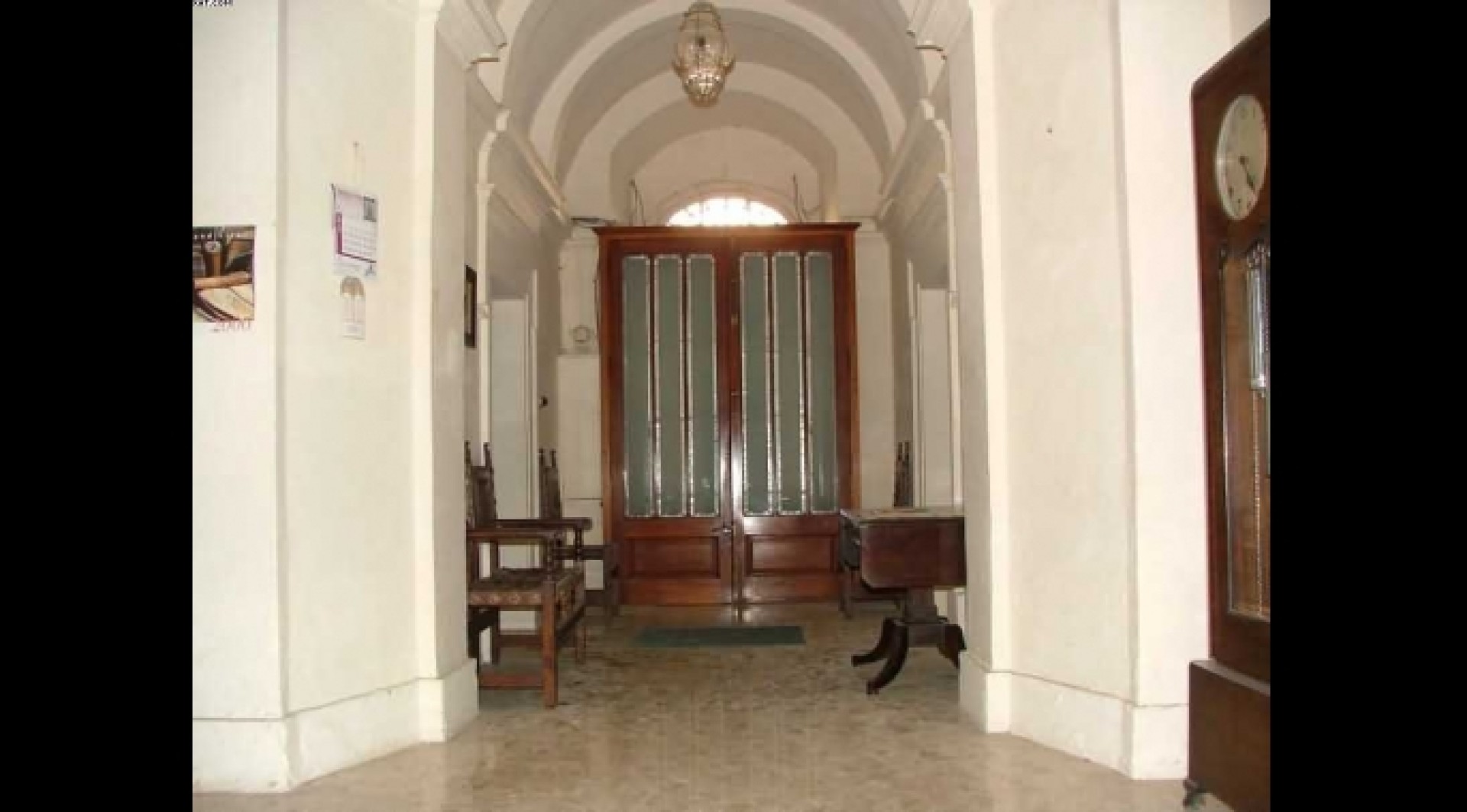 Palazzo with Gardens