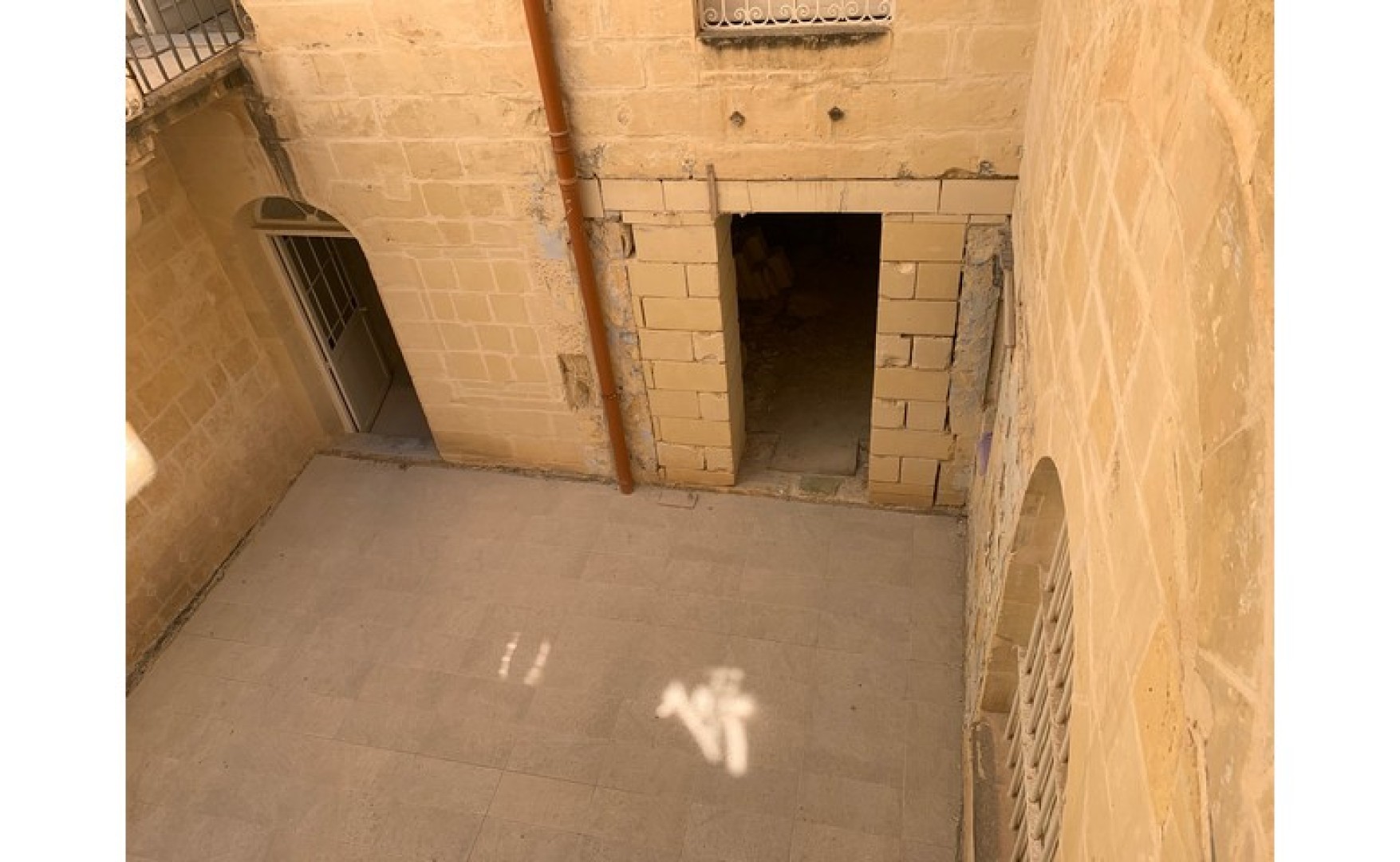 Palazzo with a Courtyard